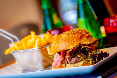 Food and drinks, Food