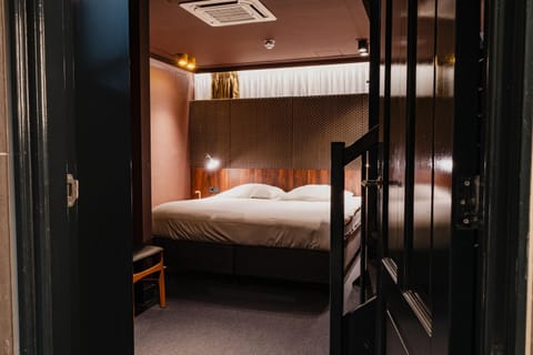 De Jonker Urban Studios & Suites Hotel in Amsterdam