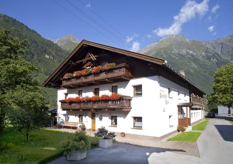 Facade/entrance, Summer