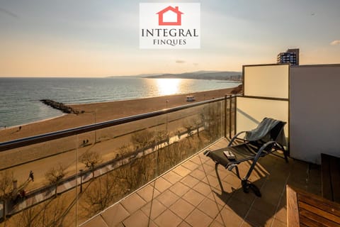 Off site, Summer, Balcony/Terrace, Sea view