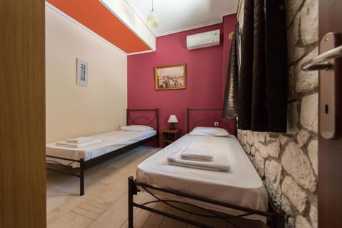 Luxury Stone Apartments Condominio in Agia Effimia