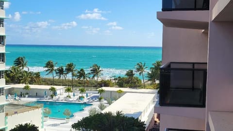 2 Bedroom 2 Bath Beachfront Condo on Miami Beach Millionaire Row Apartment hotel in Miami Beach