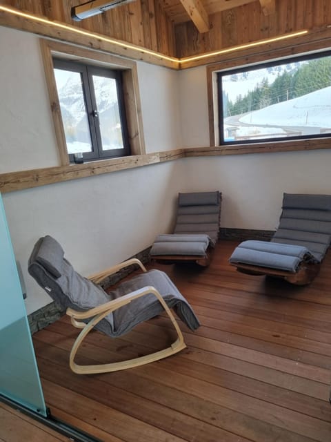 Sauna, Seating area