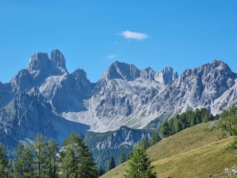 Nearby landmark, Natural landscape, Mountain view