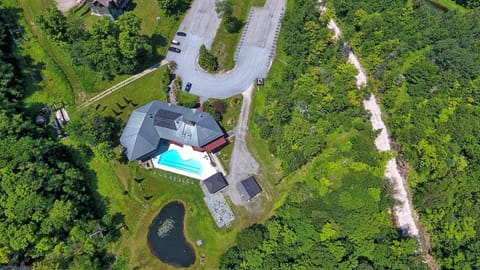 Property building, Bird's eye view, Street view, Swimming pool