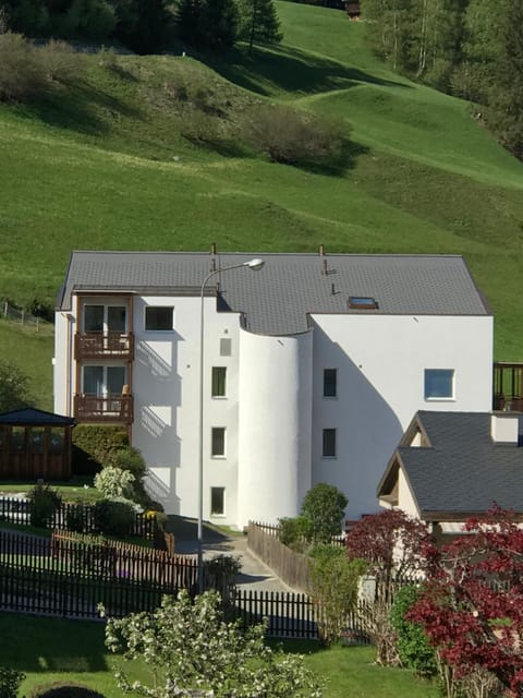 Cucagna Condo in Canton of Grisons