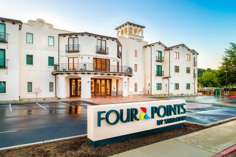 Four Points by Sheraton Santa Cruz Scotts Valley Hôtel in Scotts Valley