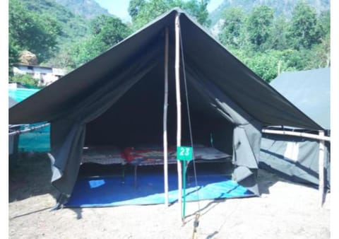Ganga TreePie Riverside Camps Camping /
Complejo de autocaravanas in Uttarakhand