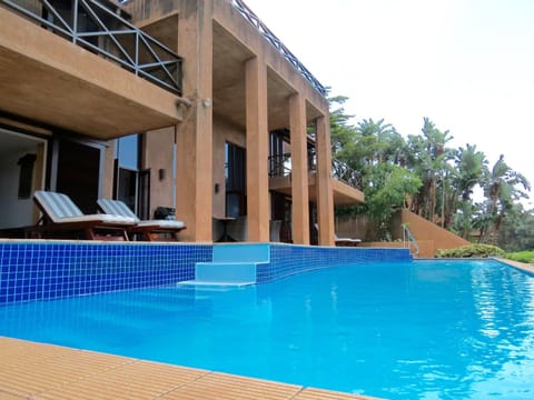 Sanlameer - Villa Fornasetti House in KwaZulu-Natal