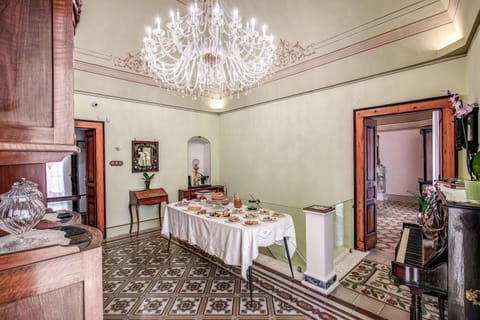 Palazzo Stunis - Dimora di Charme Bed and Breakfast in Ostuni