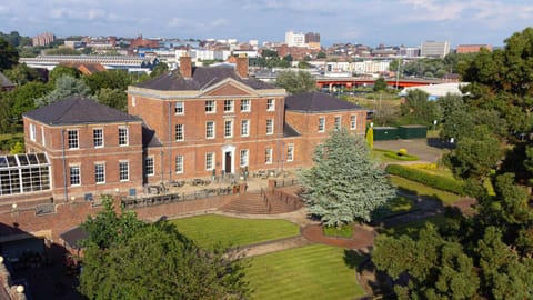 DoubleTree by Hilton Stoke-on-Trent, United Kingdom Hotel in Stoke-on-Trent