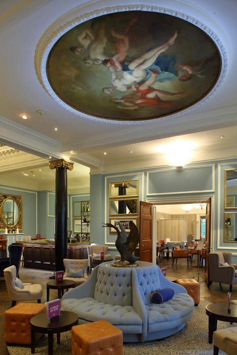 Hotel du Vin Cannizaro House Wimbledon Hotel in London Borough of Richmond upon Thames