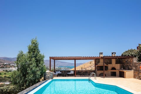 BBQ facilities, View (from property/room), Swimming pool