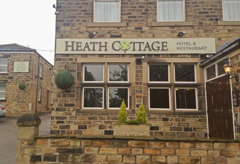 Heath Cottage Hotel Hotel in Dewsbury