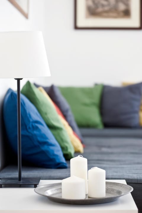 Decorative detail, Seating area