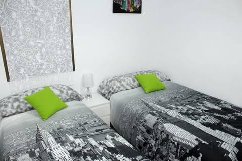 Cosmo Grey Apartment in L'Hospitalet de Llobregat