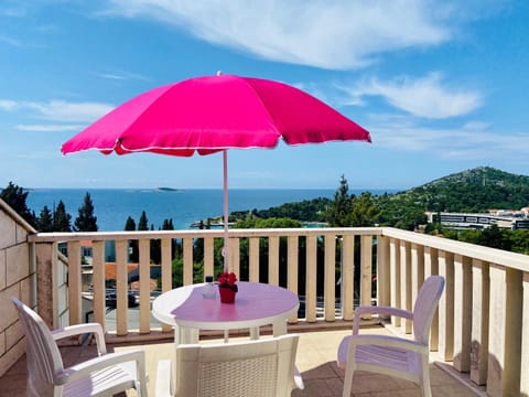 Balcony/Terrace, Seating area, Sea view