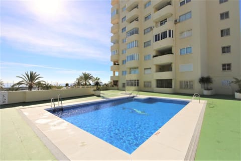 Property building, Sea view, Swimming pool, Swimming pool