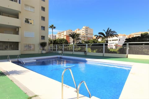 Property building, Swimming pool, Swimming pool