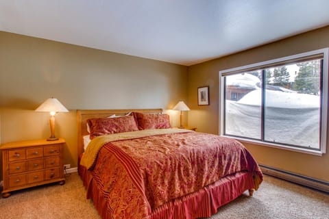 Discovery 4 162 Condo in Mammoth Lakes