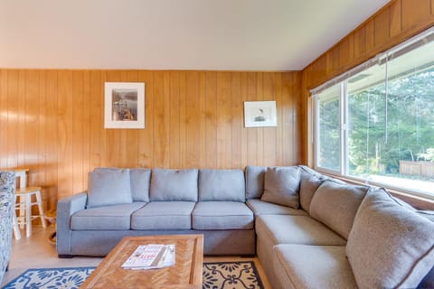 8th Hole Getaway Condo MCA #1209 House in Manzanita