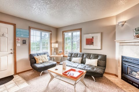 Beaches Inn | Puffins Place Cabana Apartment in Cannon Beach