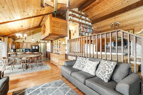 Vista Del Mar House in Oregon