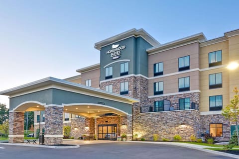 Homewood Suites By Hilton New Hartford Utica Hotel in Adirondack Mountains