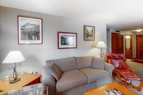 Eagle Springs East 201: Horsetail Suite Condo in Wasatch County