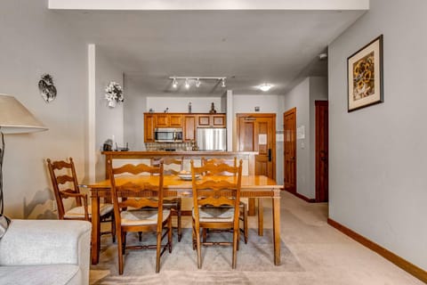 Powderhorn Lodge 107: Columbine Suite Apartment in Wasatch County