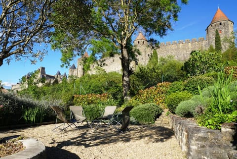 Sous les courtines House in Carcassonne