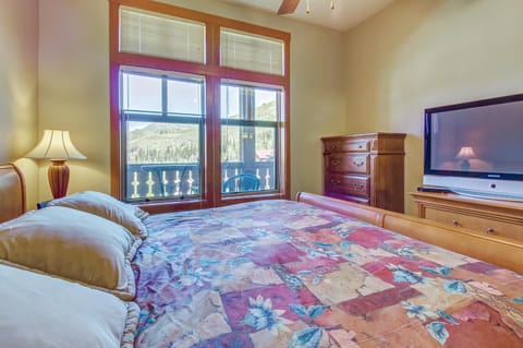 Eagle Springs East 402: Buffaloberry Suite Apartment in Wasatch County