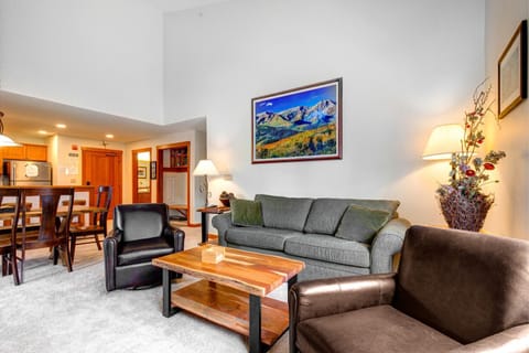 Eagle Springs East 302: Boxelder Suite Apartment in Wasatch County