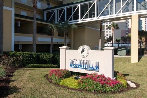 Ocean Villa Condominio in Long Beach
