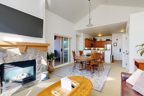 Eagle Springs East 315: Osprey Suite Apartment in Wasatch County