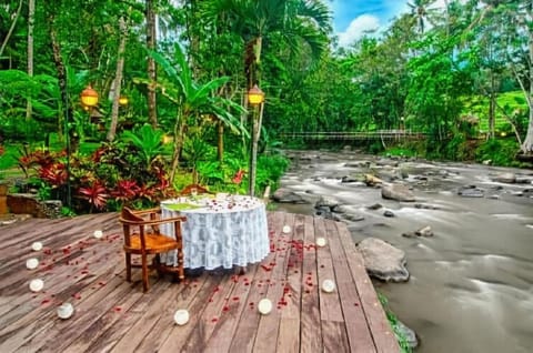 Restaurant/places to eat, Natural landscape, View (from property/room), River view, Public Bath