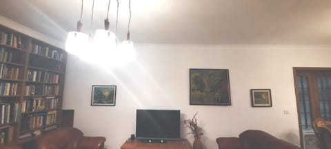 Villa Center Bed and Breakfast in Tirana