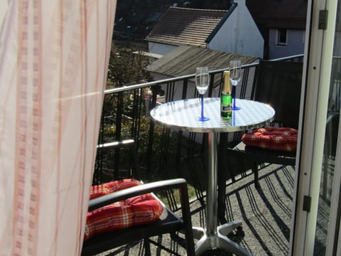 Balcony/Terrace, Garden view