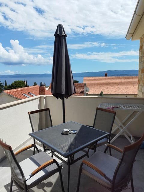 Natural landscape, View (from property/room), Balcony/Terrace, Sea view