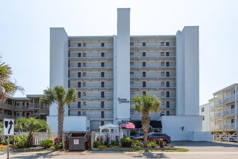 Ocean Towers Resort by Capital Vacations Condominio in North Myrtle Beach