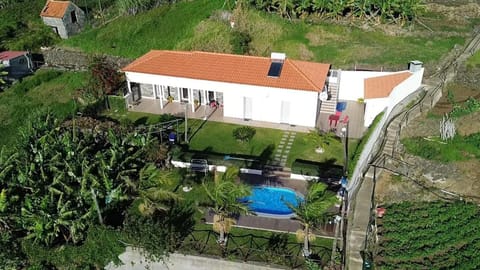 Casa Sol e Vista House in Madeira District