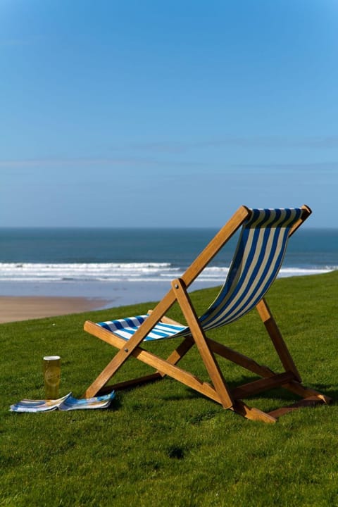 Garden, View (from property/room), Beach, Sea view, Area and facilities