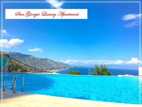 San Giorgio Luxury Apartment Taormina-Panoramic Pool & Parking Space Condo in Taormina