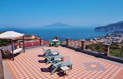 Balcony/Terrace, City view, Mountain view, Sea view