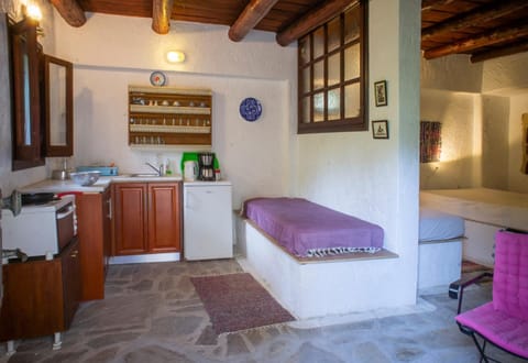 Valeondades Maison in Samos Prefecture