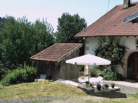 Patio, Facade/entrance