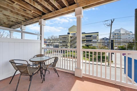 Monte Carlo Boardwalk / Oceanfront Ocean City Hotel in Ocean City