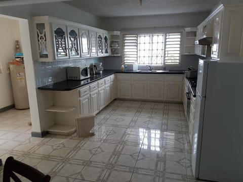 Jus4U-1 The Home Away From Home Villa House in St. Ann Parish