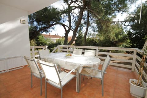Balcony/Terrace, children, Family