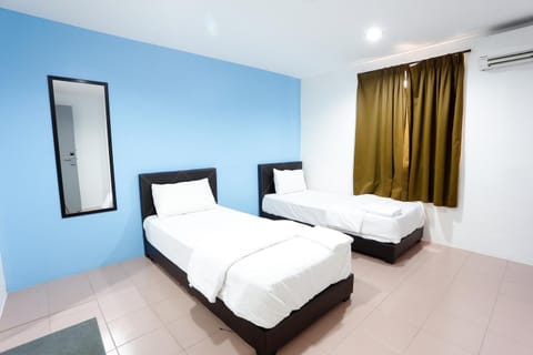 Lux Hotel Hotel in Perak Tengah District
